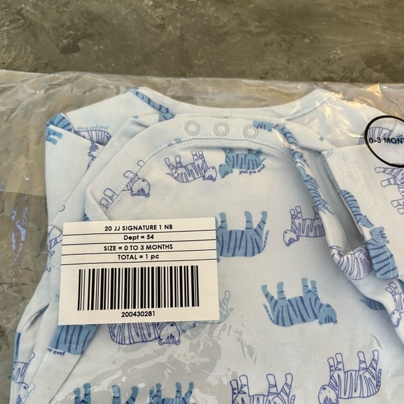 Janie and Jack blue short sleeve tiger onesie - Picture 5 of 5